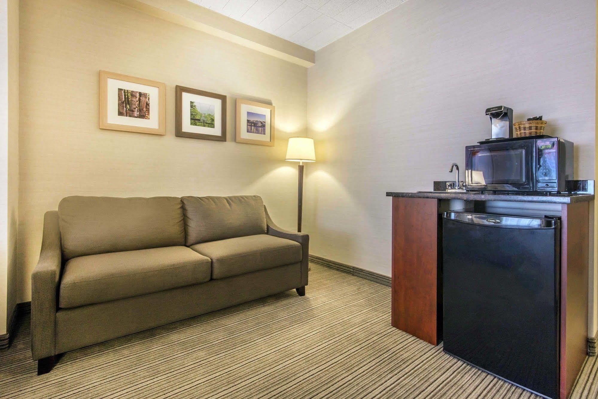 Comfort Inn & Suites Collingwood Zewnętrze zdjęcie