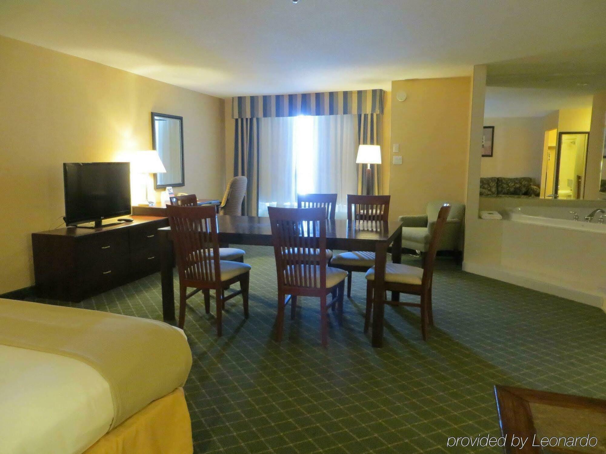 Comfort Inn & Suites Collingwood Zewnętrze zdjęcie